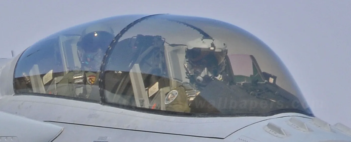 A JHMCS being used by a PAF F-16D pilot. Photo credit: PAFWallpapers