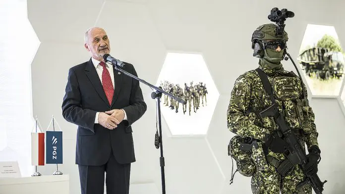 Dromader- Robert Suchy CO MON -02 - Quwa