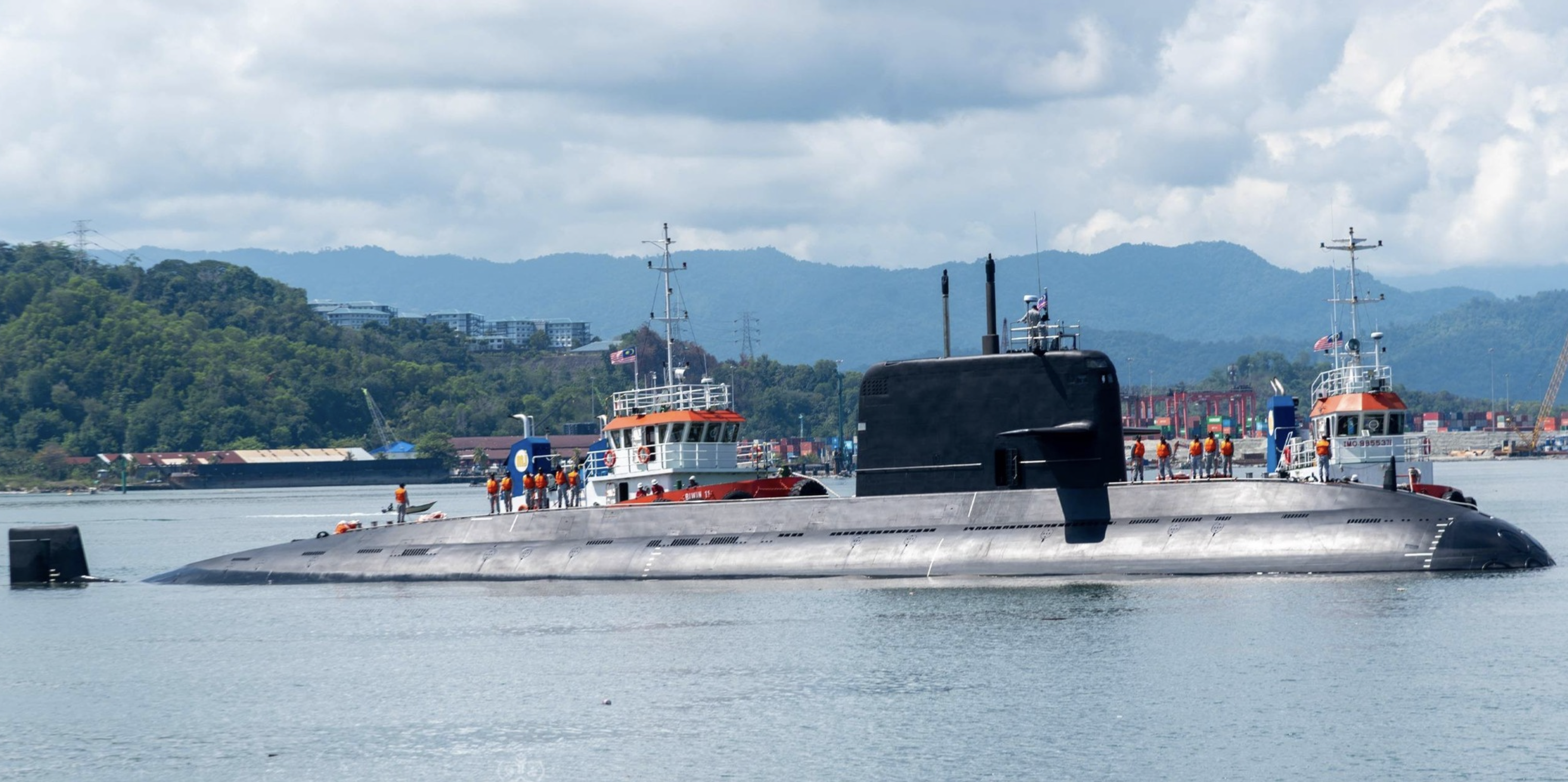 PNS/M Hangor, lead boat of the Hangor-class submarine program.