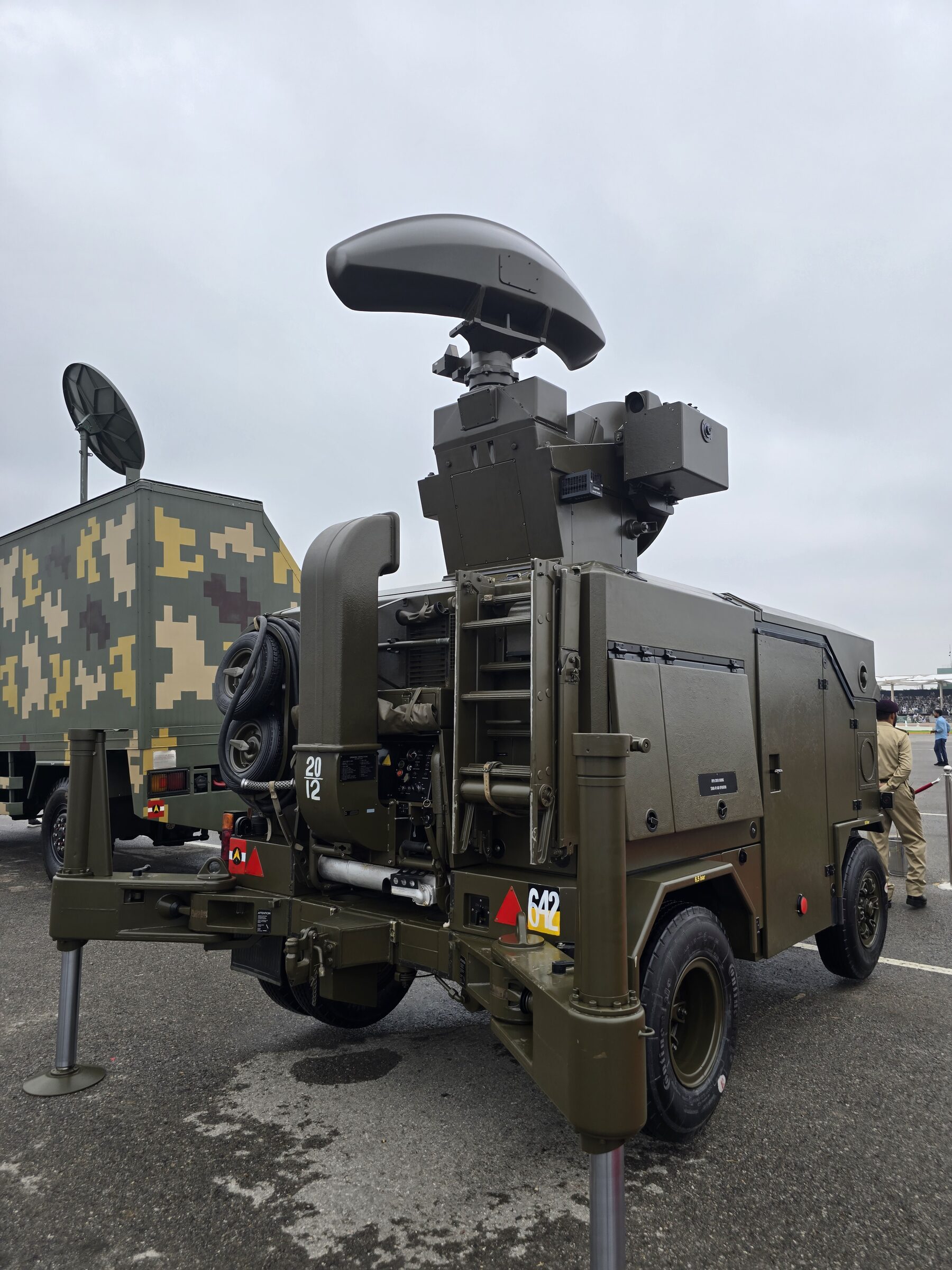 Pakistan Army radar and air defence equipment photographed by Quwa