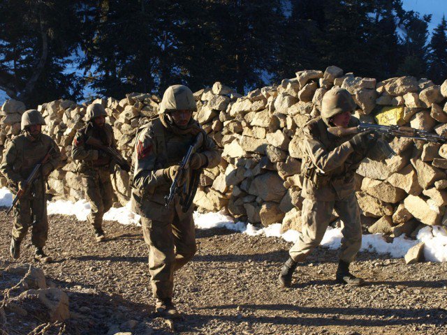 Pakistan Army regular infantry during Rah-e-Rast in Swat (2009)