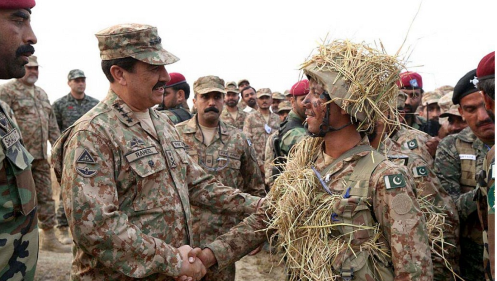 The Pakistan Army undertakes nighttime exercise, stresses net-centric ...