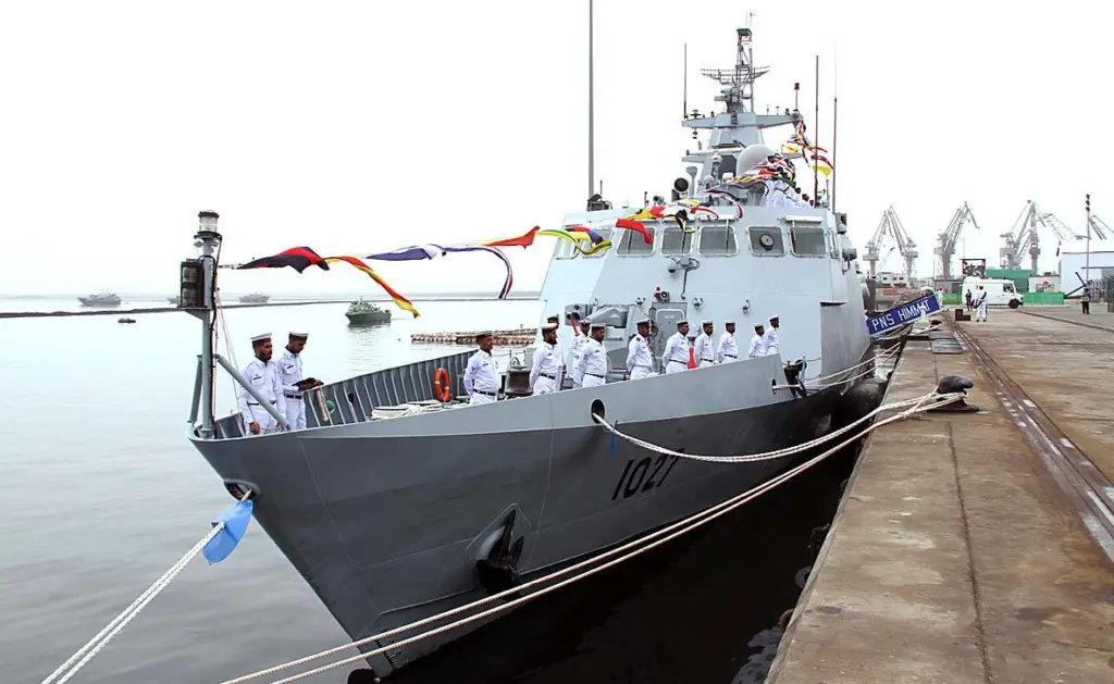 PNS-Himmat-04-APP - Quwa