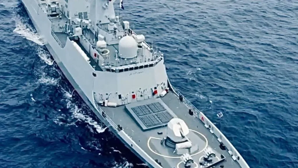 Photo of a Pakistan Navy Tughril-class frigate equipped with LY-80N surface-to-air missiles.