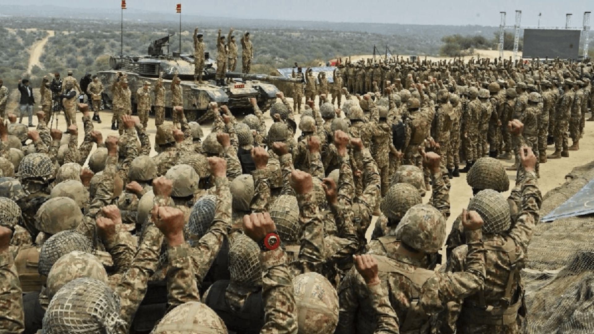 Photo of the Pakistan Army rallying for morale.