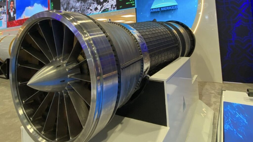 Photo of a model or mock-up of the Guchan turbofan engine at SAHA 2026.