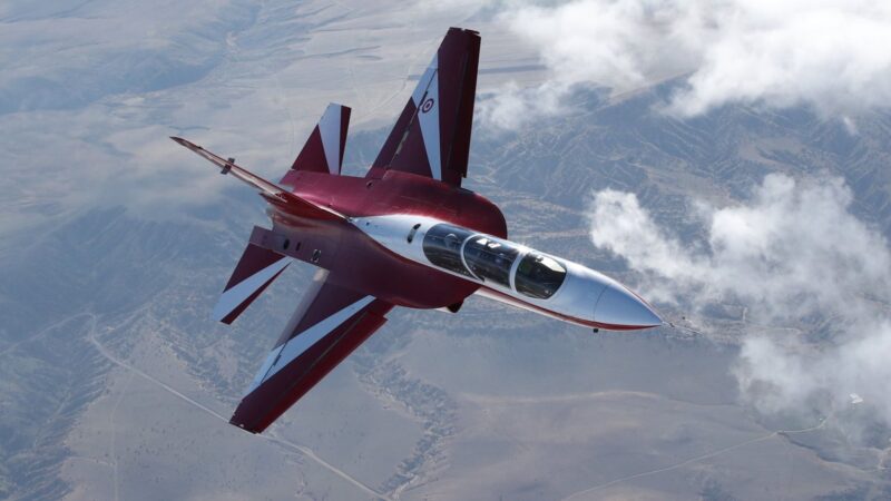 Photo of a TUSAS Hurjet trainer.