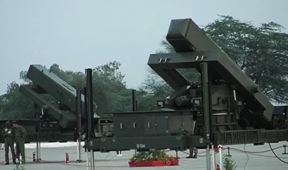 Pakistan Air Force Spada 2000-Plus single-cell Aspide 2000 launcher configuration showing the PAF's customised deployment setup — the system's modular architecture allows single-cell launchers to be air-transported via C-130 for rapid deployment to forward air bases