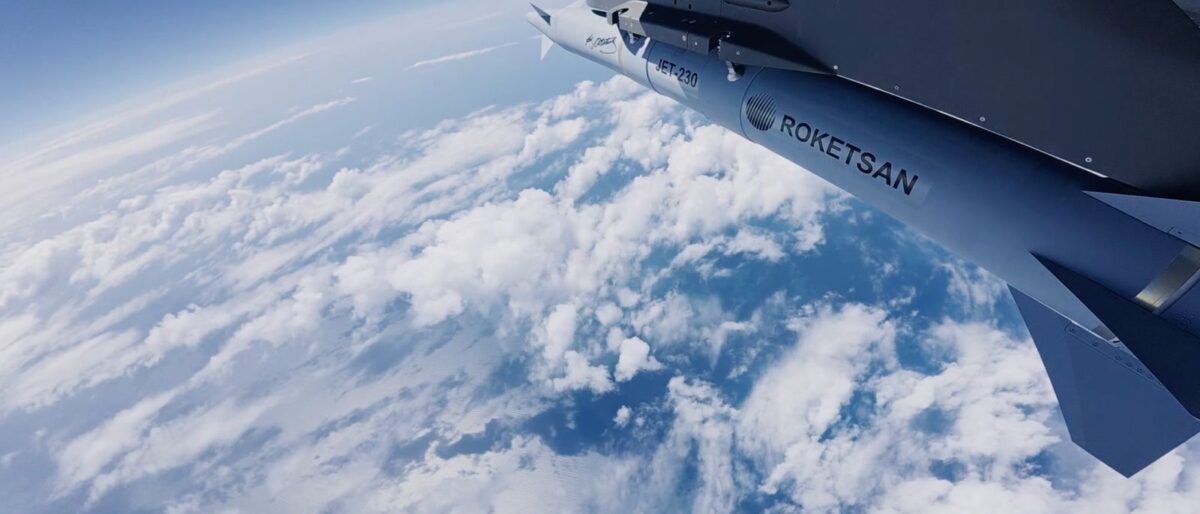 Bayraktar KIZILELMA unmanned combat aircraft, the Baykar jet that test-fired Roketsan's JET-230 supersonic missile against a sea target from over 120 km