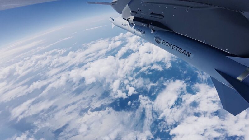 Bayraktar KIZILELMA unmanned combat aircraft, the Baykar jet that test-fired Roketsan's JET-230 supersonic missile against a sea target from over 120 km