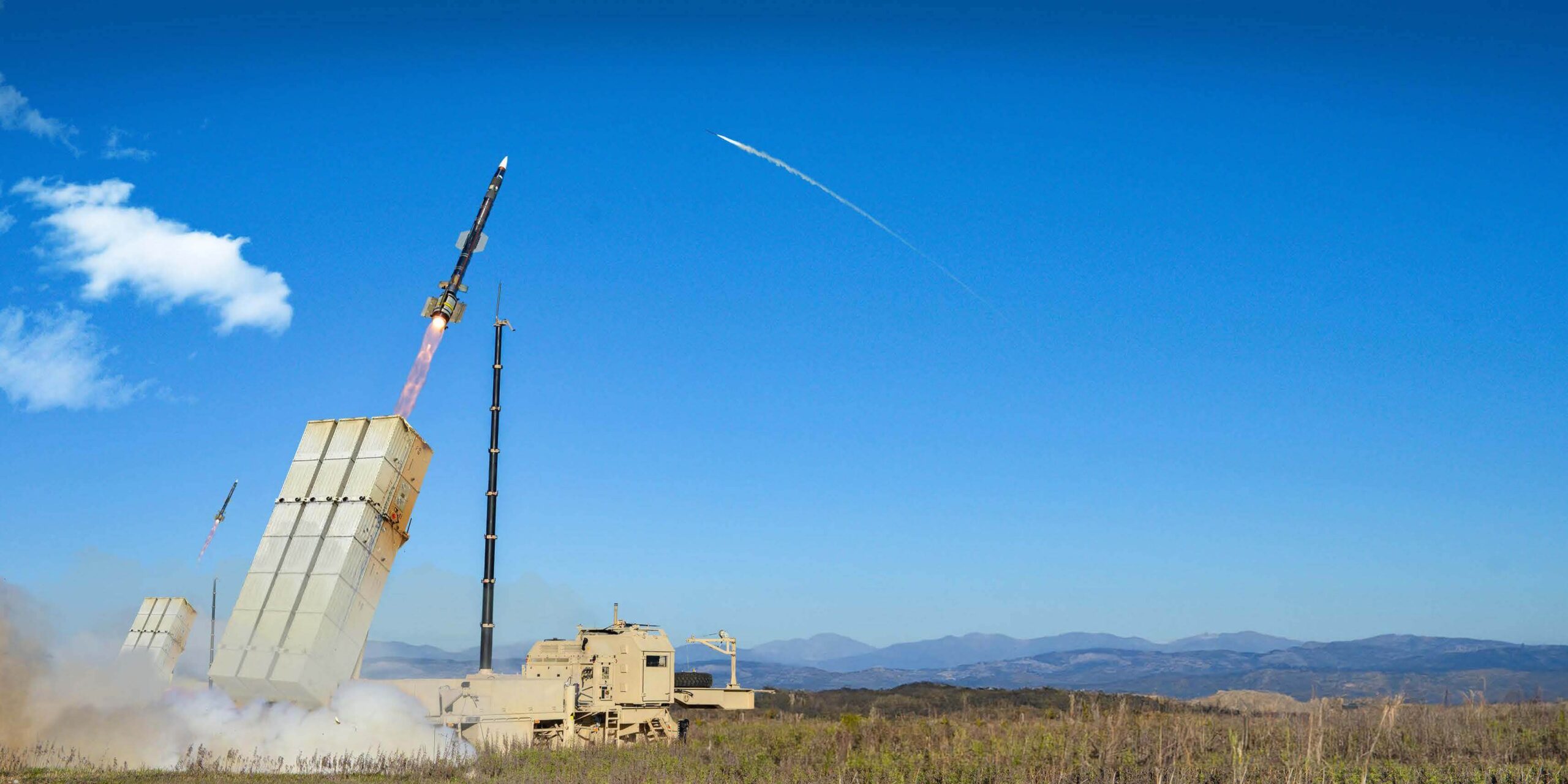 ROKETSAN SİPER long-range air defence missile launching from a vertical launcher
